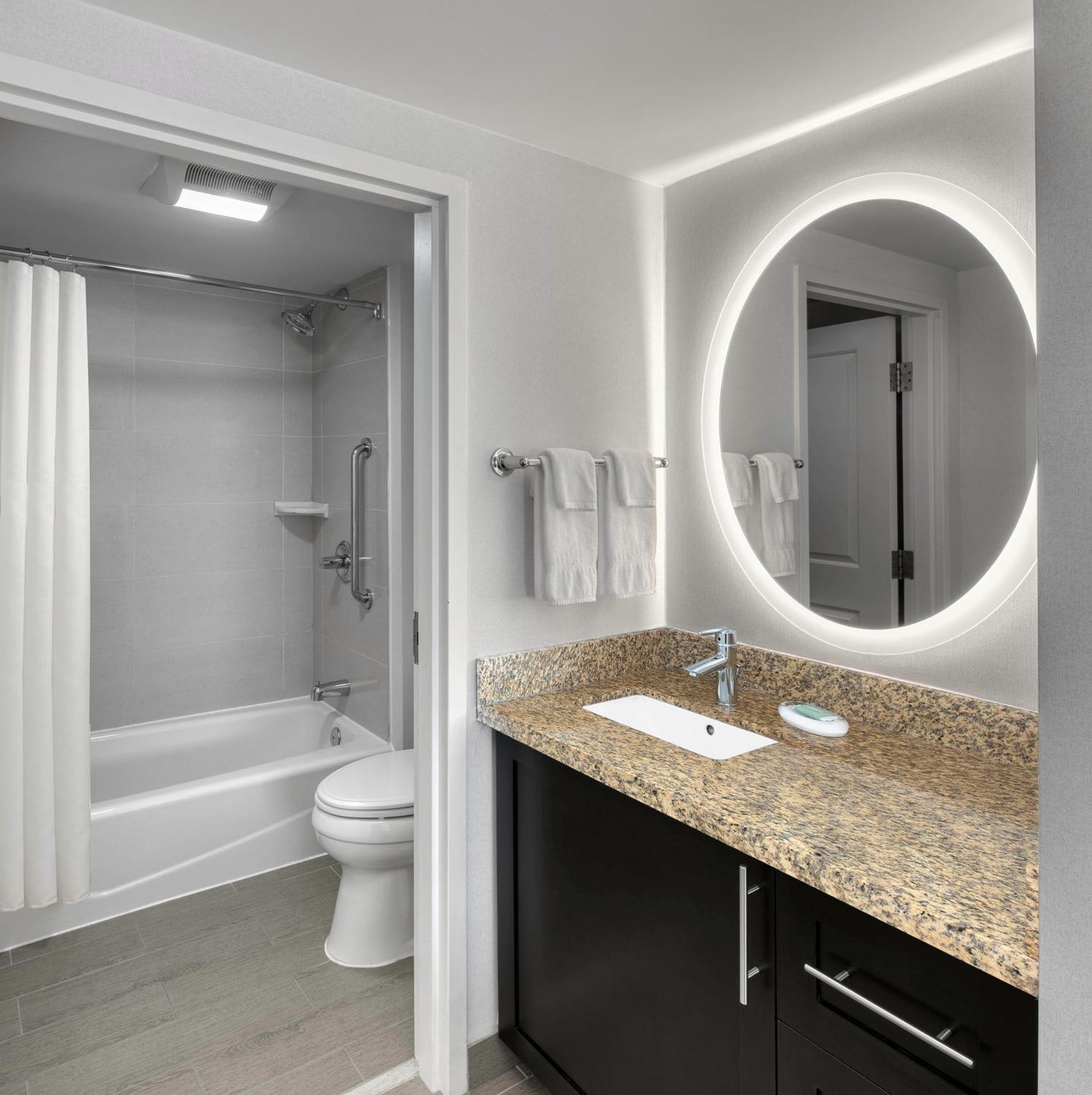 Towneplace Suites By Marriott Sudbury Luaran gambar